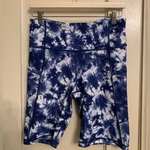 GapFit tie-dye bike shorts
